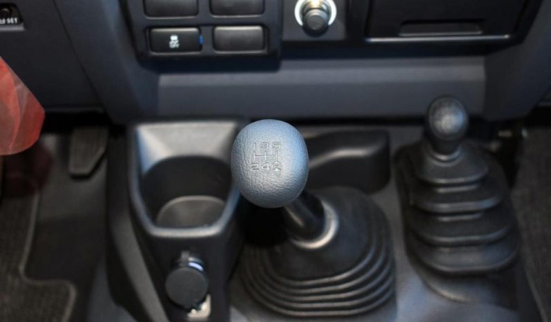 TOYOTA LAND CRUISER 79 DOUBLE CAB PICKUP LIMITED LX V8 4.5L full