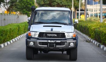 TOYOTA LAND CRUISER 79 DOUBLE CAB PICKUP  V8 4.5L TURBO full