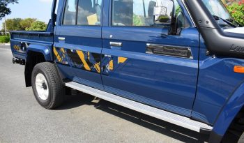 TOYOTA LAND CRUISER 79 DOUBLE CAB PICKUP  V8 4.5L TURBO full