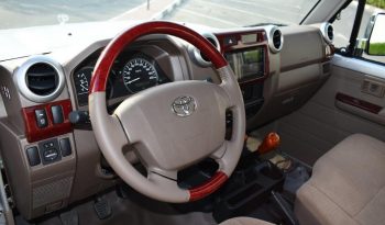 TOYOTA LAND CRUISER 79 SINGLE CAB PICKUP LX- E  V6 4.0L full