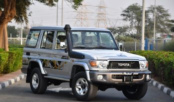 TOYOTA LANDCRUISER 76 HARDTOP DLX full