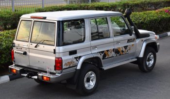 TOYOTA LANDCRUISER 76 HARDTOP DLX full