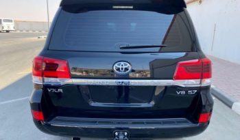 Armoured vehicle full