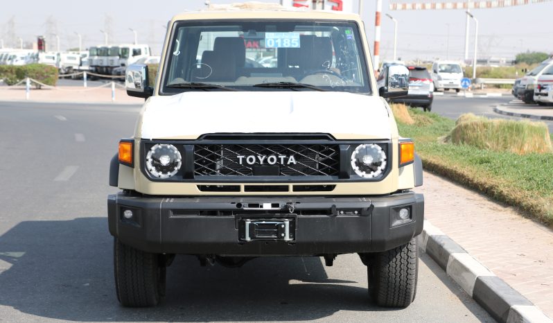 2024 TOYOTA LANDCRUISER 71 SERIES SWB 4WD 4.0L PETROL V6 full